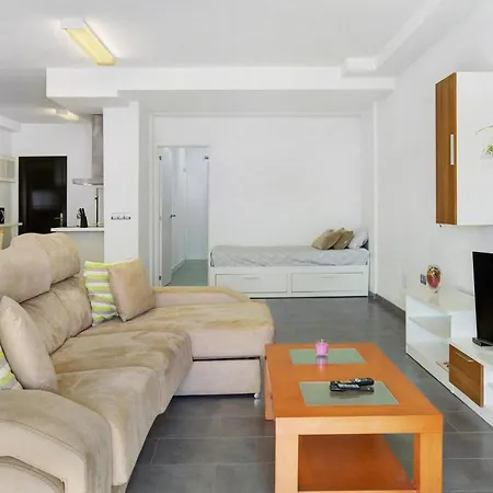 Loft Con Piscina Privada Vakantiehuis Santidad